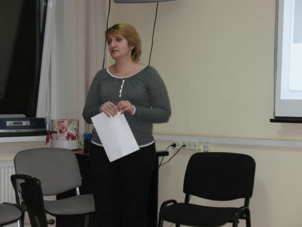 Елена Миронова проводит презентацию нового проекта - HR-школа!